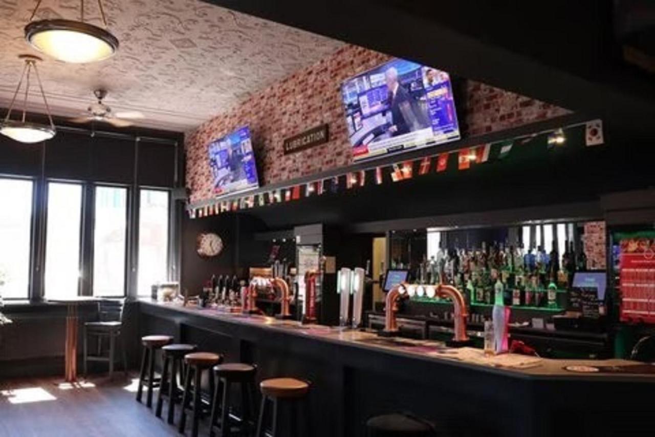 Royal Hotel Crewe Dış mekan fotoğraf